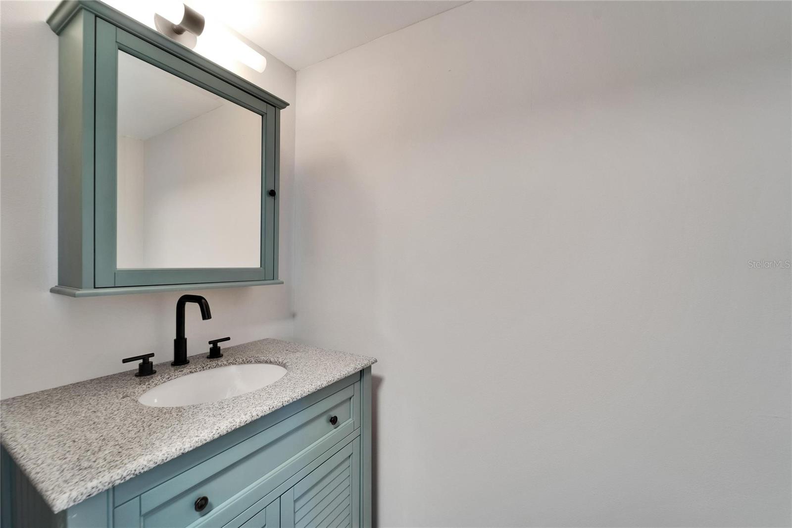 Image 18 of 52 For 4895 Bay Street Ne 207