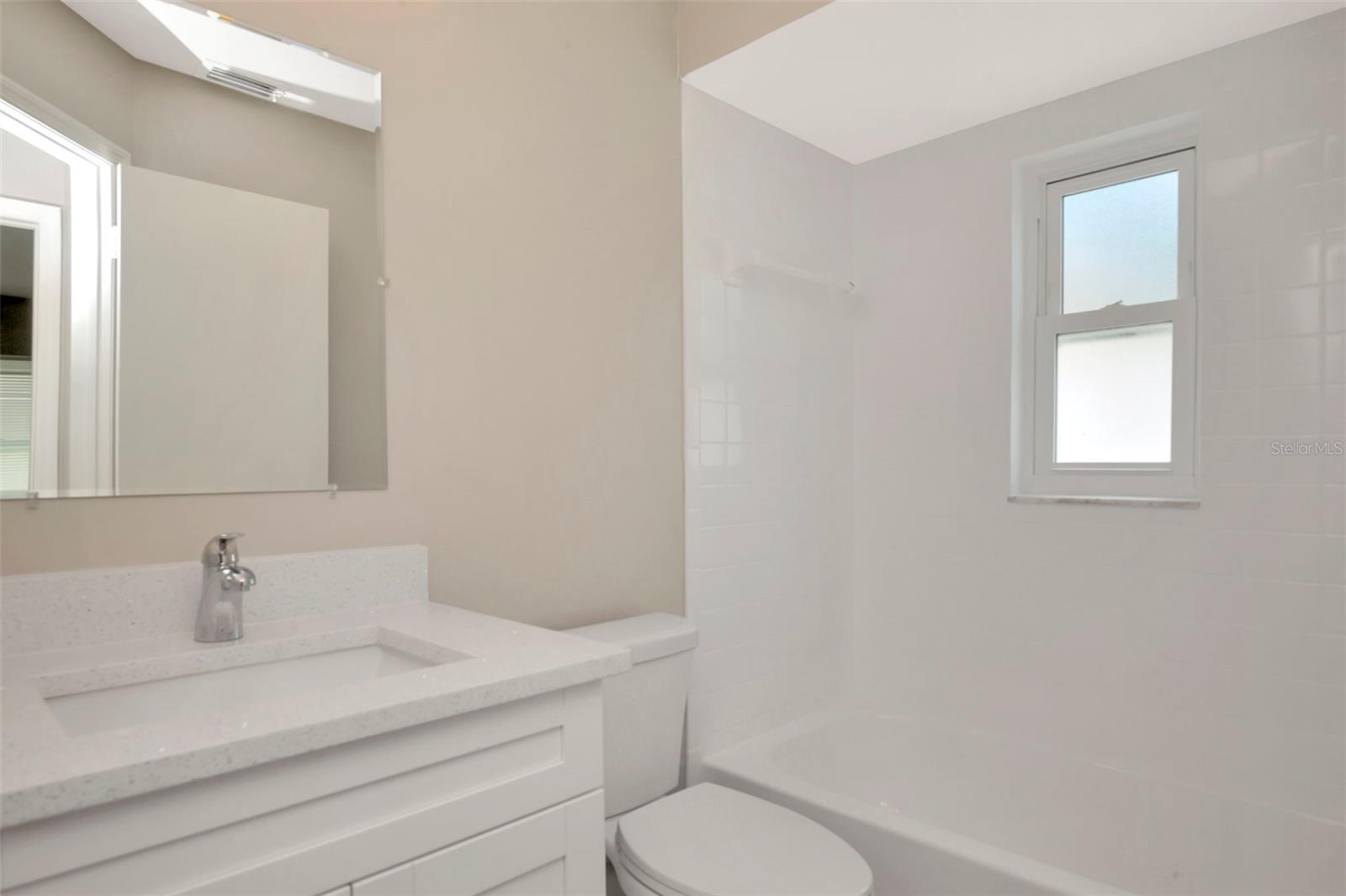 Image 10 of 14 For 1621 Crossridge Drive