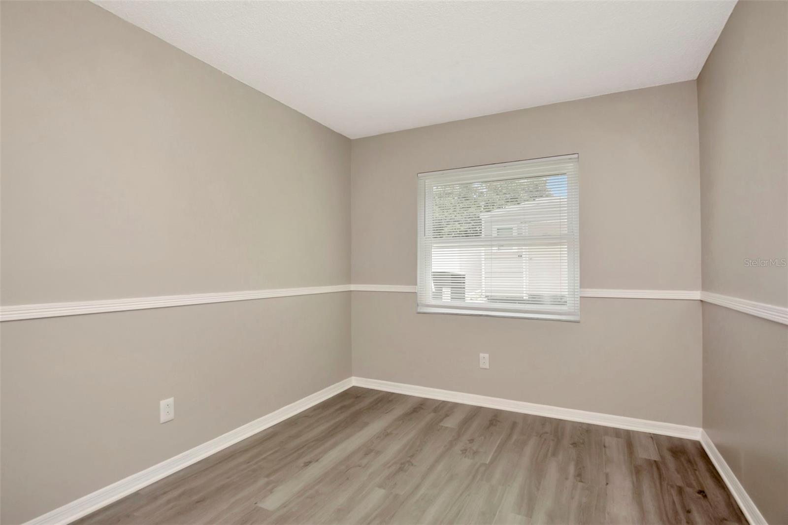 Image 11 of 14 For 1621 Crossridge Drive