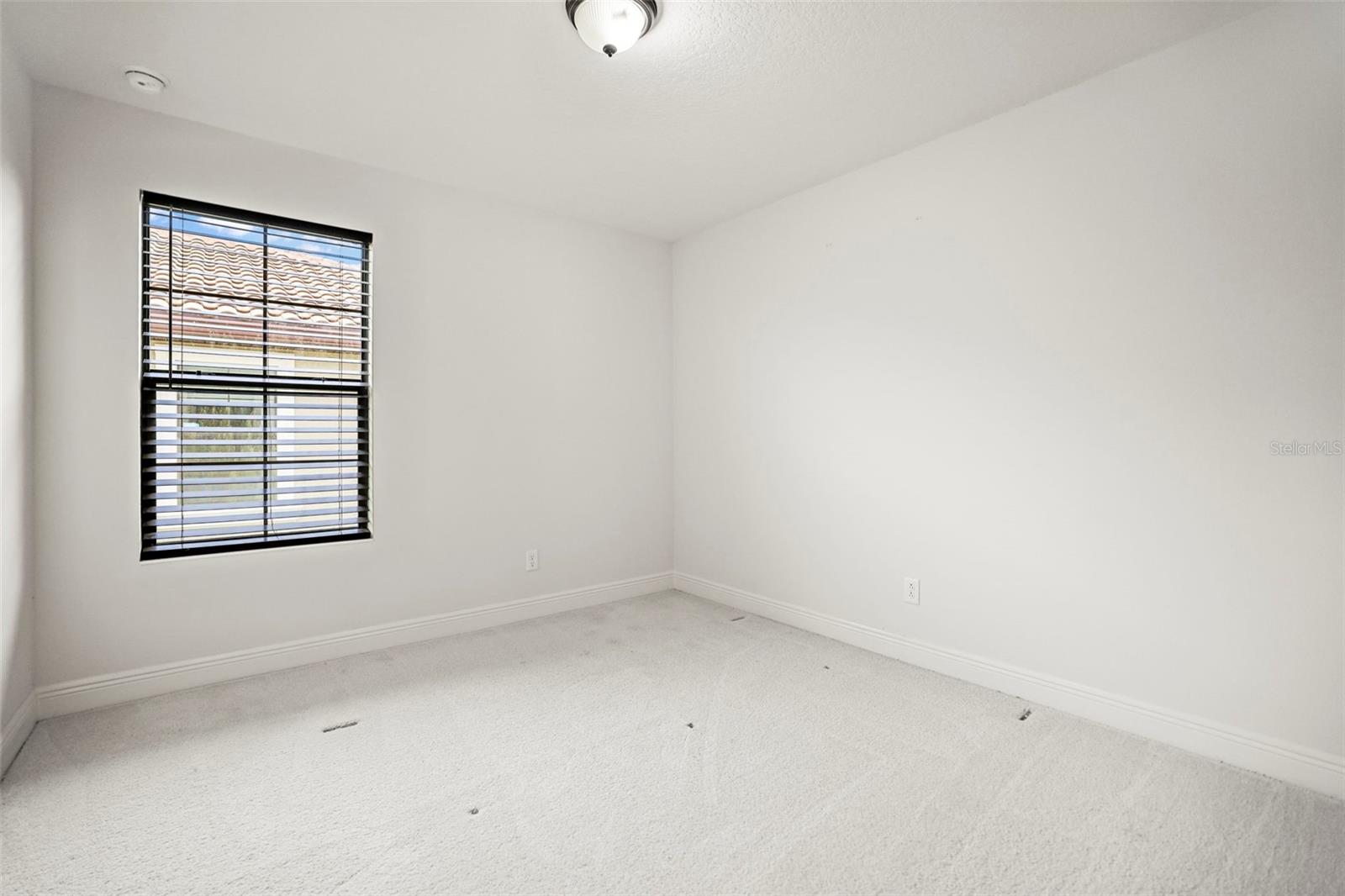 Image 24 of 37 For 13299 Wildgrass Trail