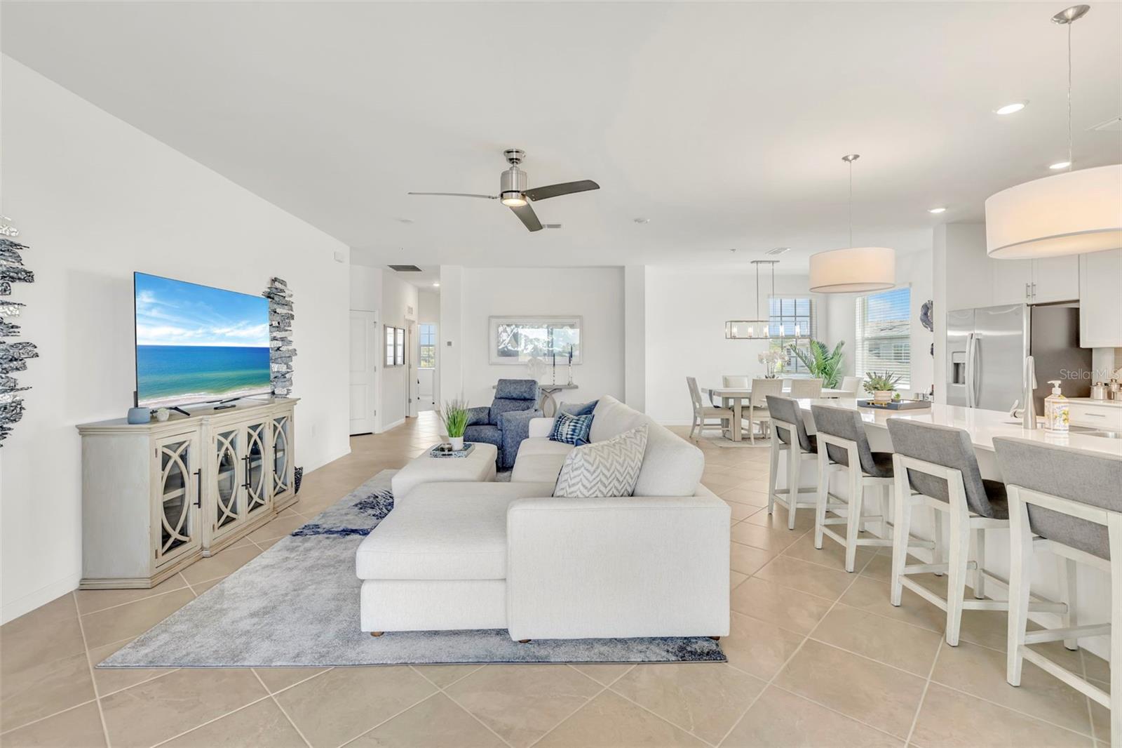 Image 12 of 43 For 43250 Water Bird Way  5921