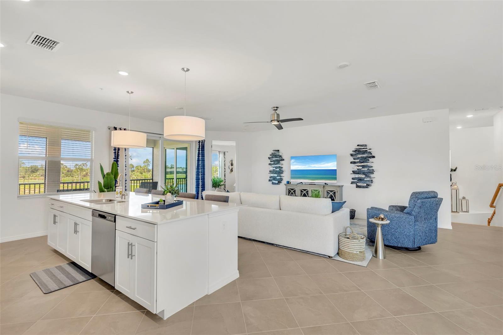 Image 13 of 43 For 43250 Water Bird Way  5921
