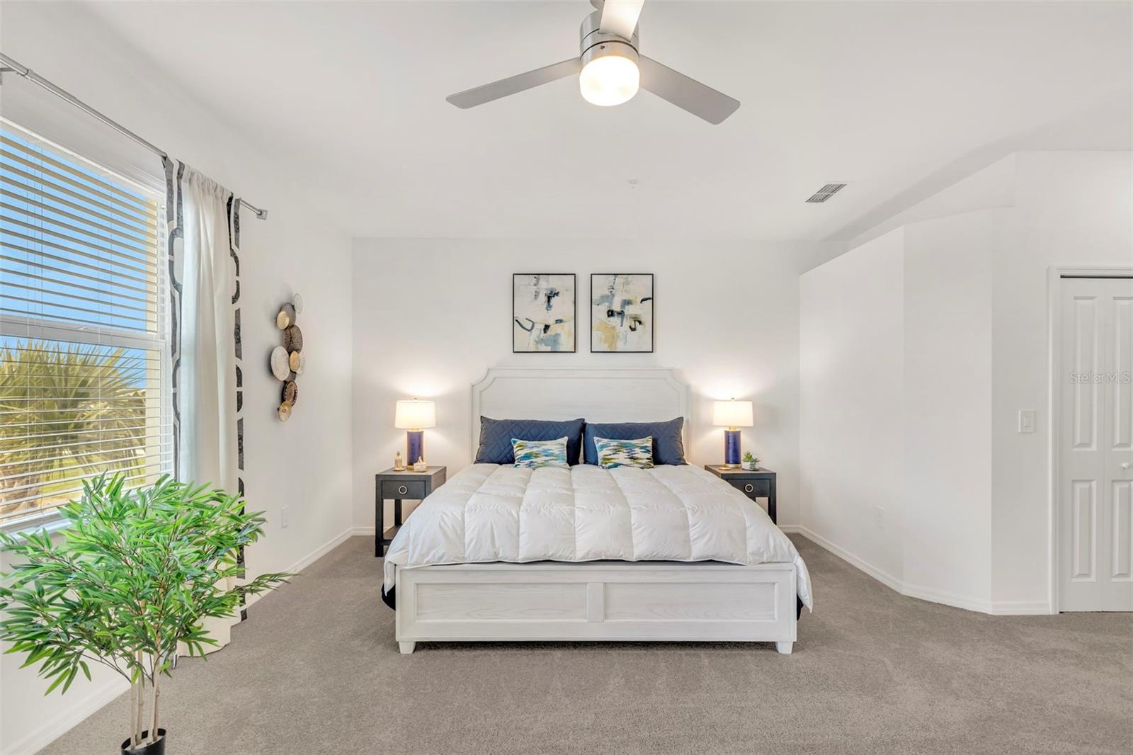 Image 19 of 43 For 43250 Water Bird Way  5921