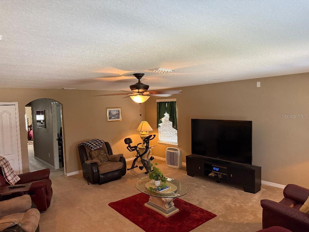 Image 12 of 22 For 12231 Fairlawn Drive