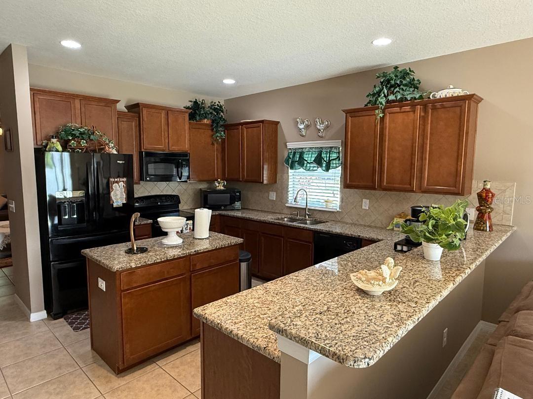 Image 3 of 22 For 12231 Fairlawn Drive
