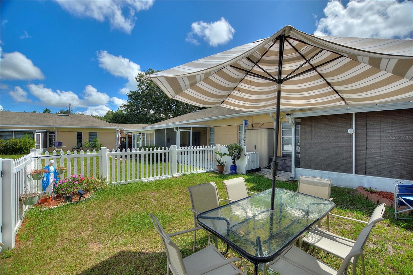 Image 17 of 71 For 4711 Club Circle