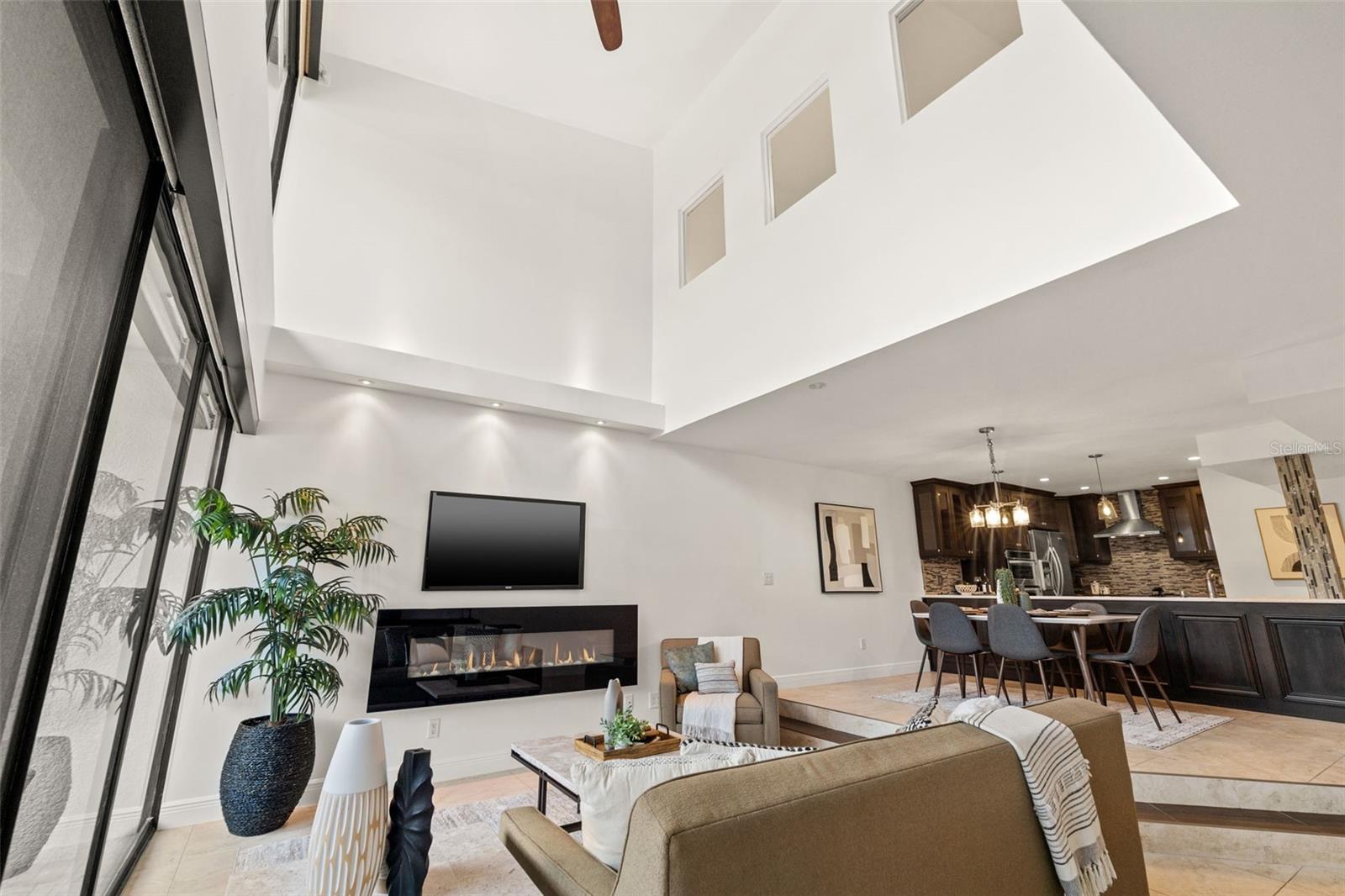 Image 11 of 43 For 301 2nd Street N 5