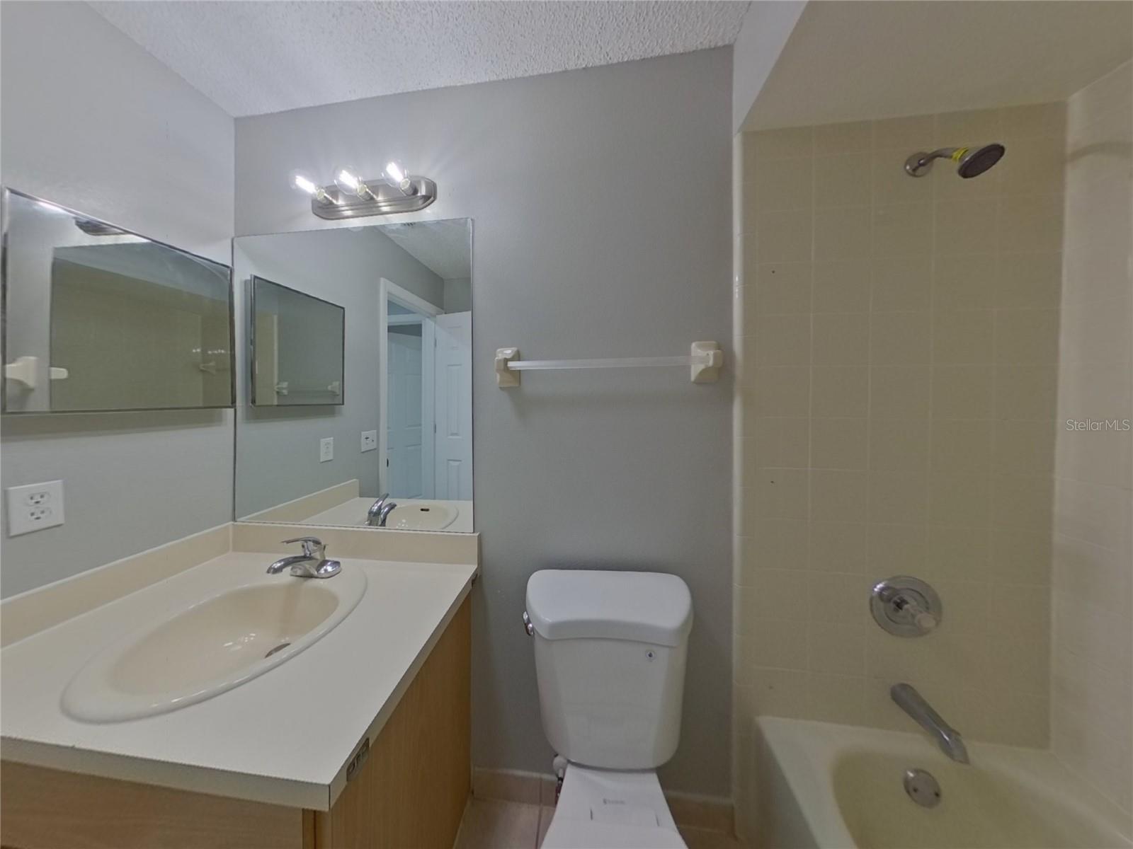 Image 16 of 17 For 4708 Windwood Drive