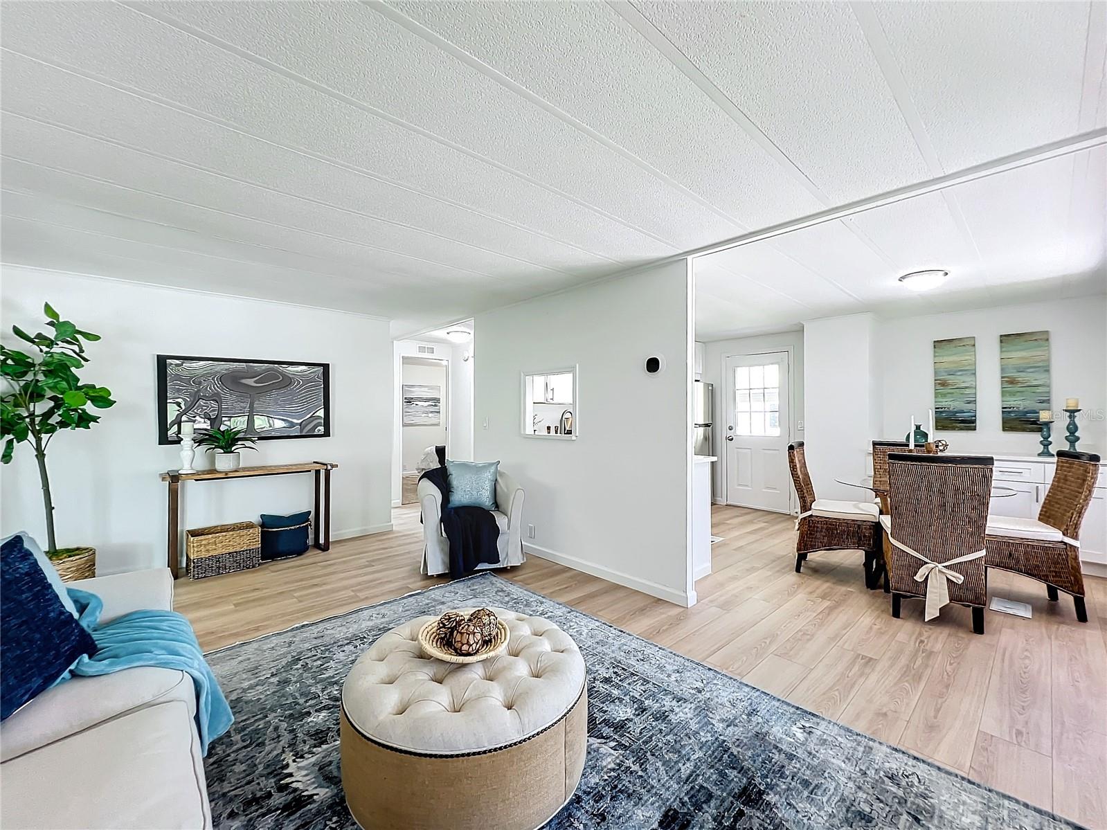 Image 7 of 23 For 241 Menlo Park Avenue