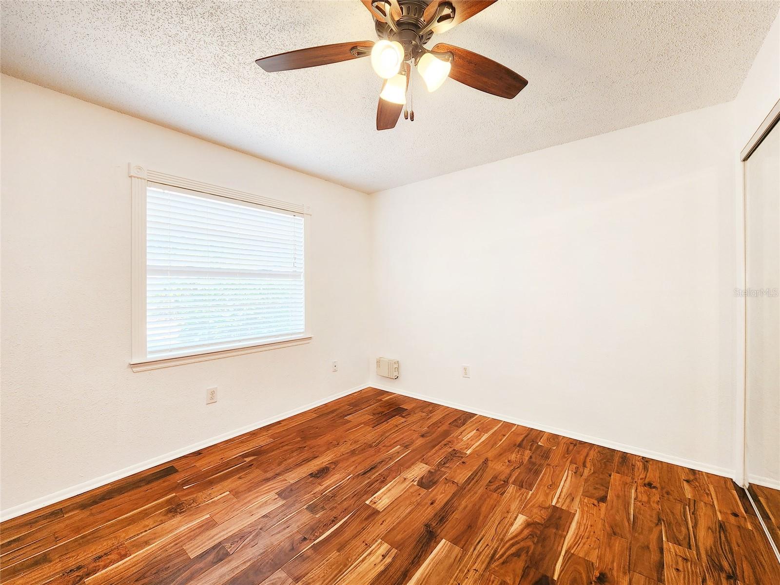 Image 19 of 46 For 3304 Alamar Street