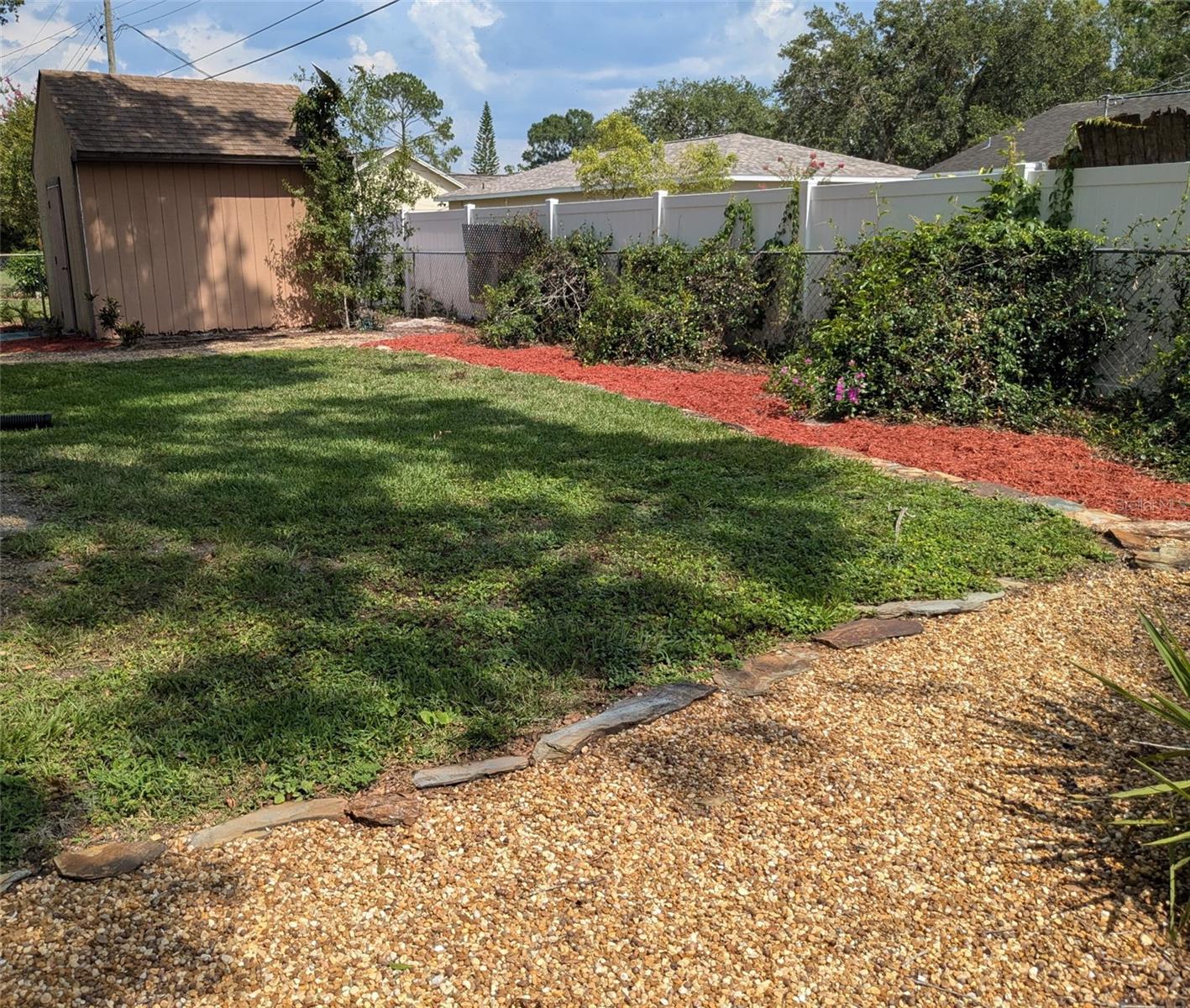 Image 32 of 46 For 3304 Alamar Street