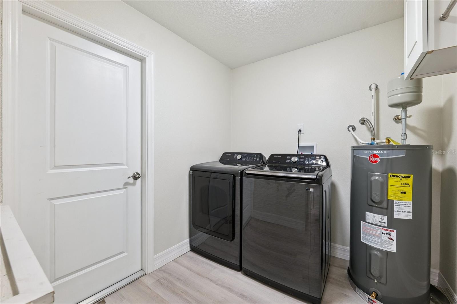 Listing photo id 31 for 6521 Bimini Court