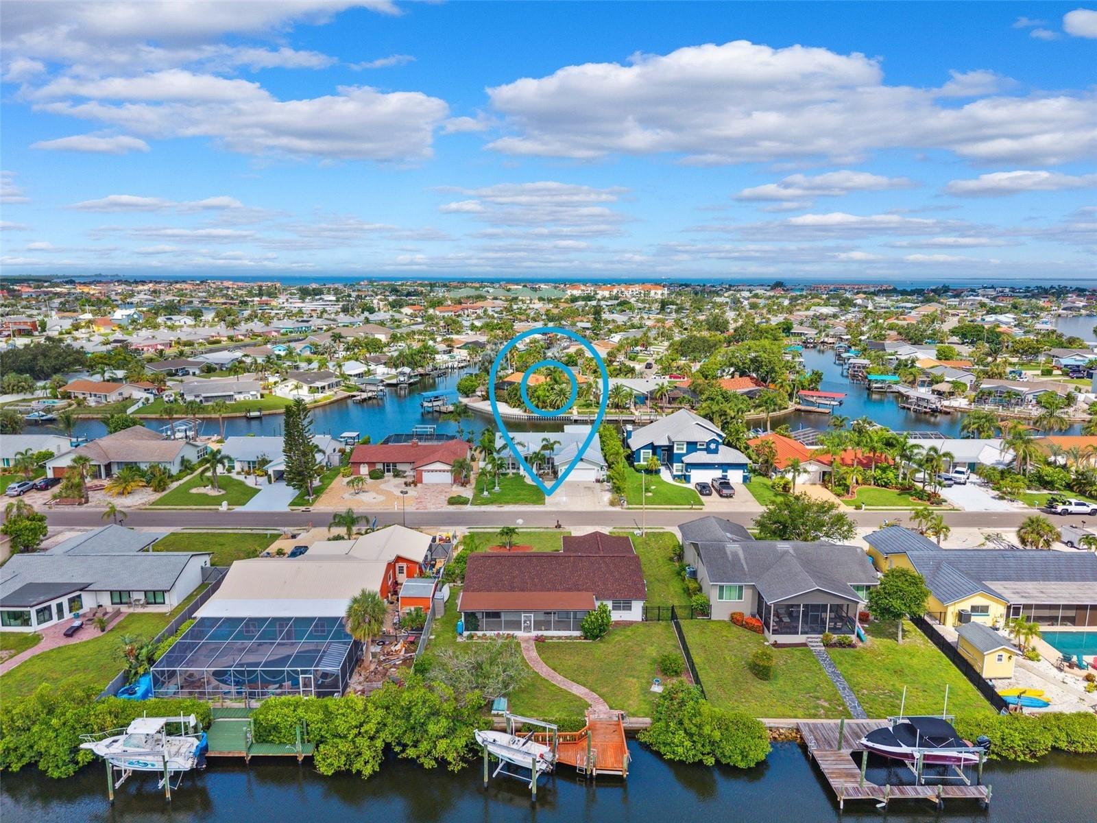 Listing photo id 60 for 6521 Bimini Court