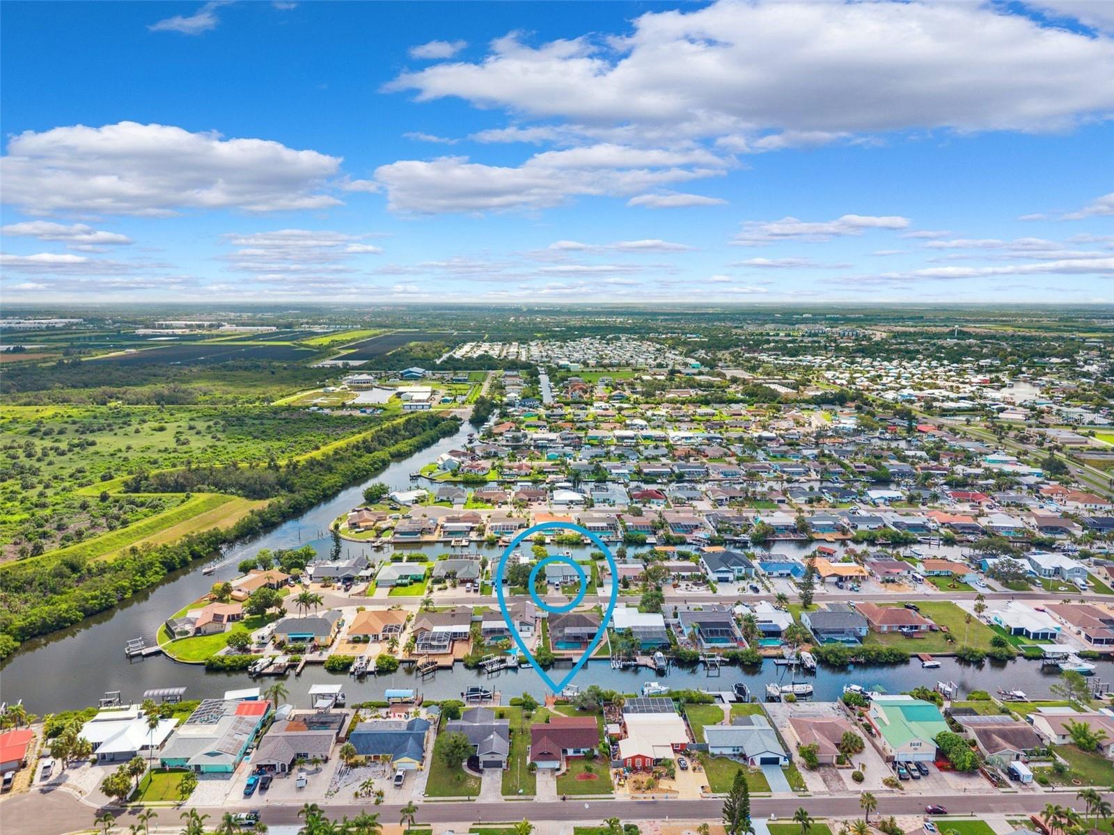 Listing photo id 61 for 6521 Bimini Court