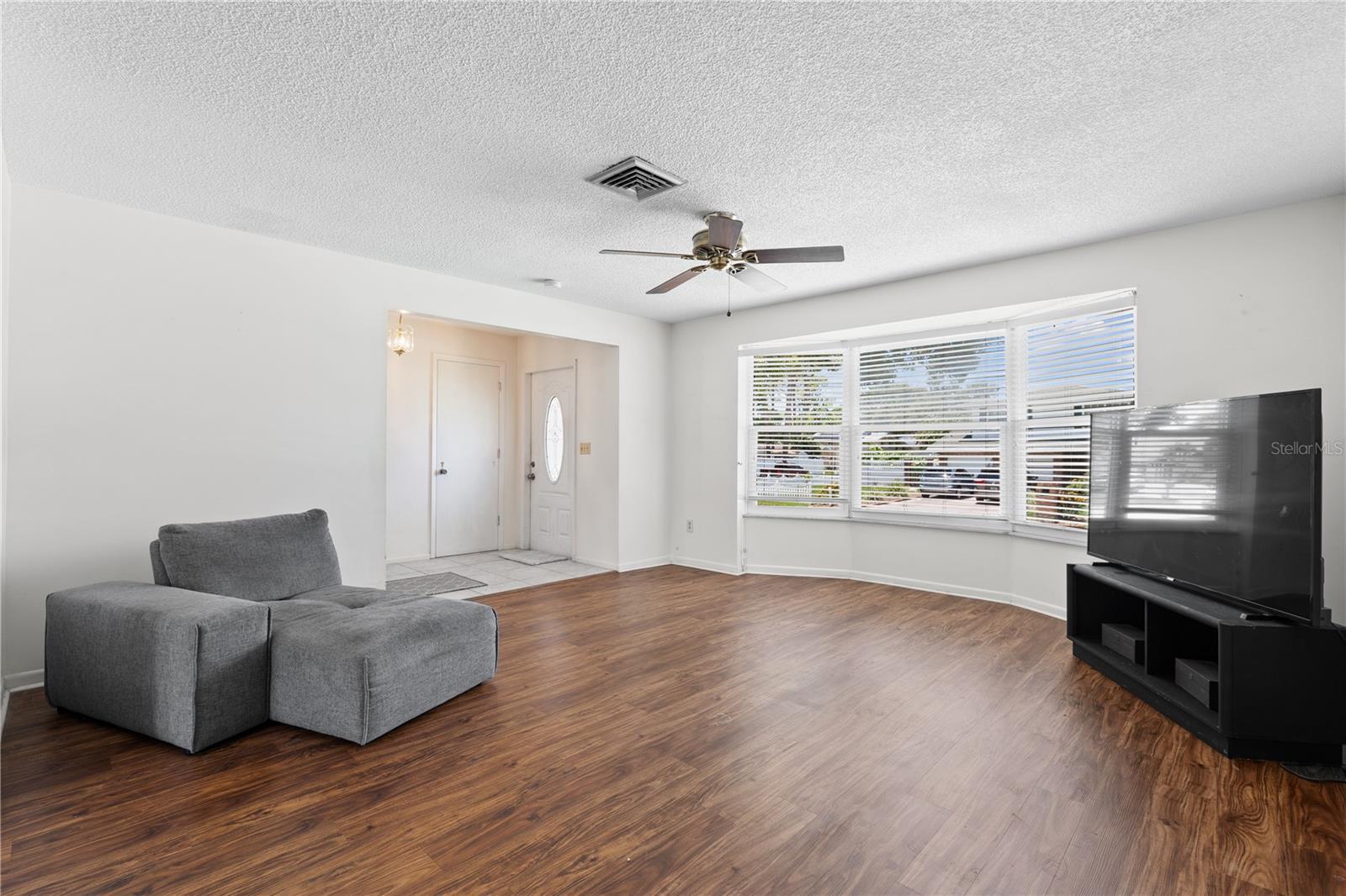 Image 5 of 46 For 8501 141st Street