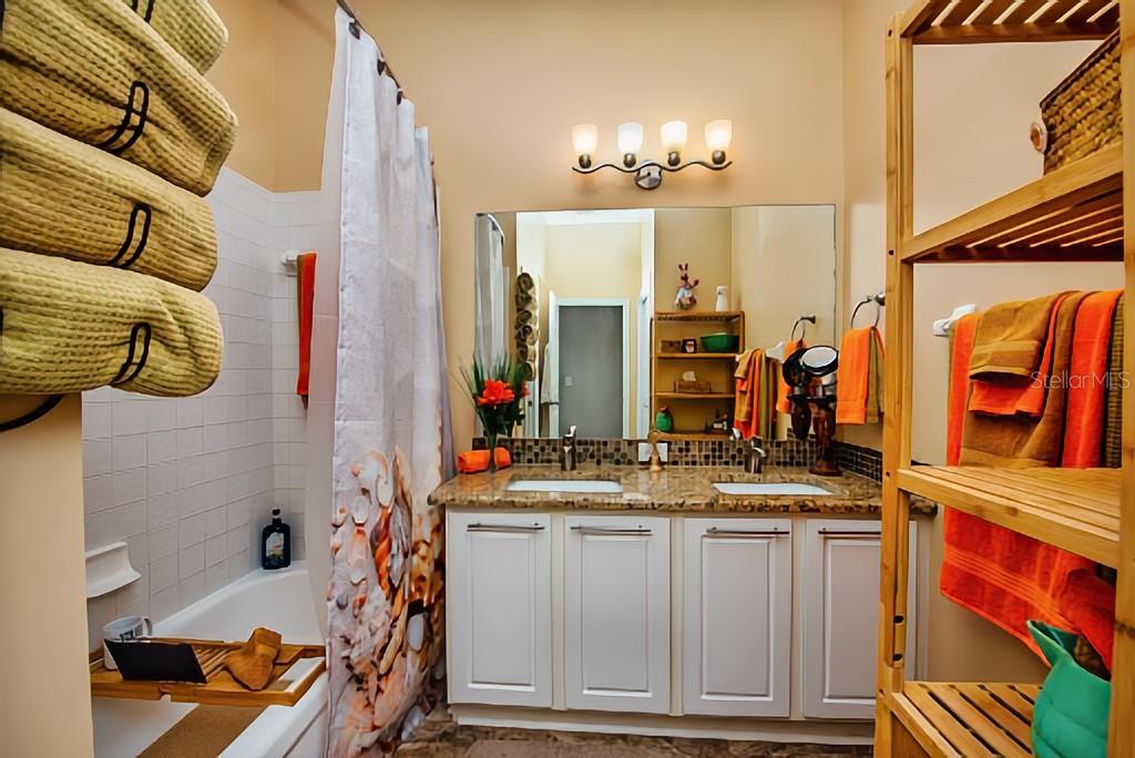 Image 32 of 59 For 10532 Plantation Bay Drive