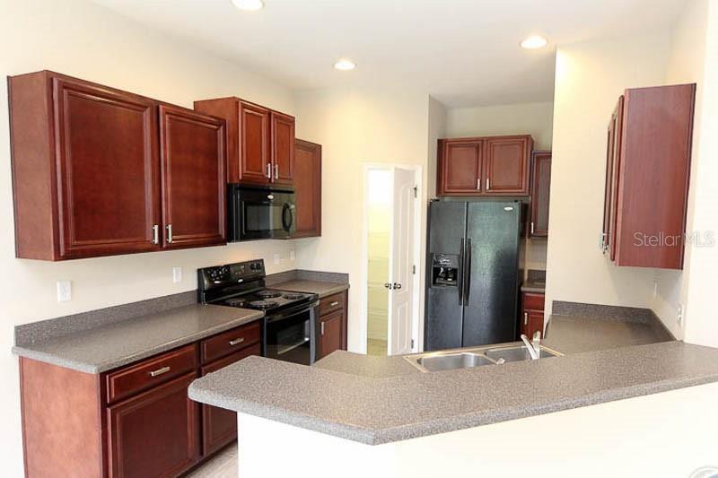Image 5 of 24 For 16509 Kingletridge Avenue
