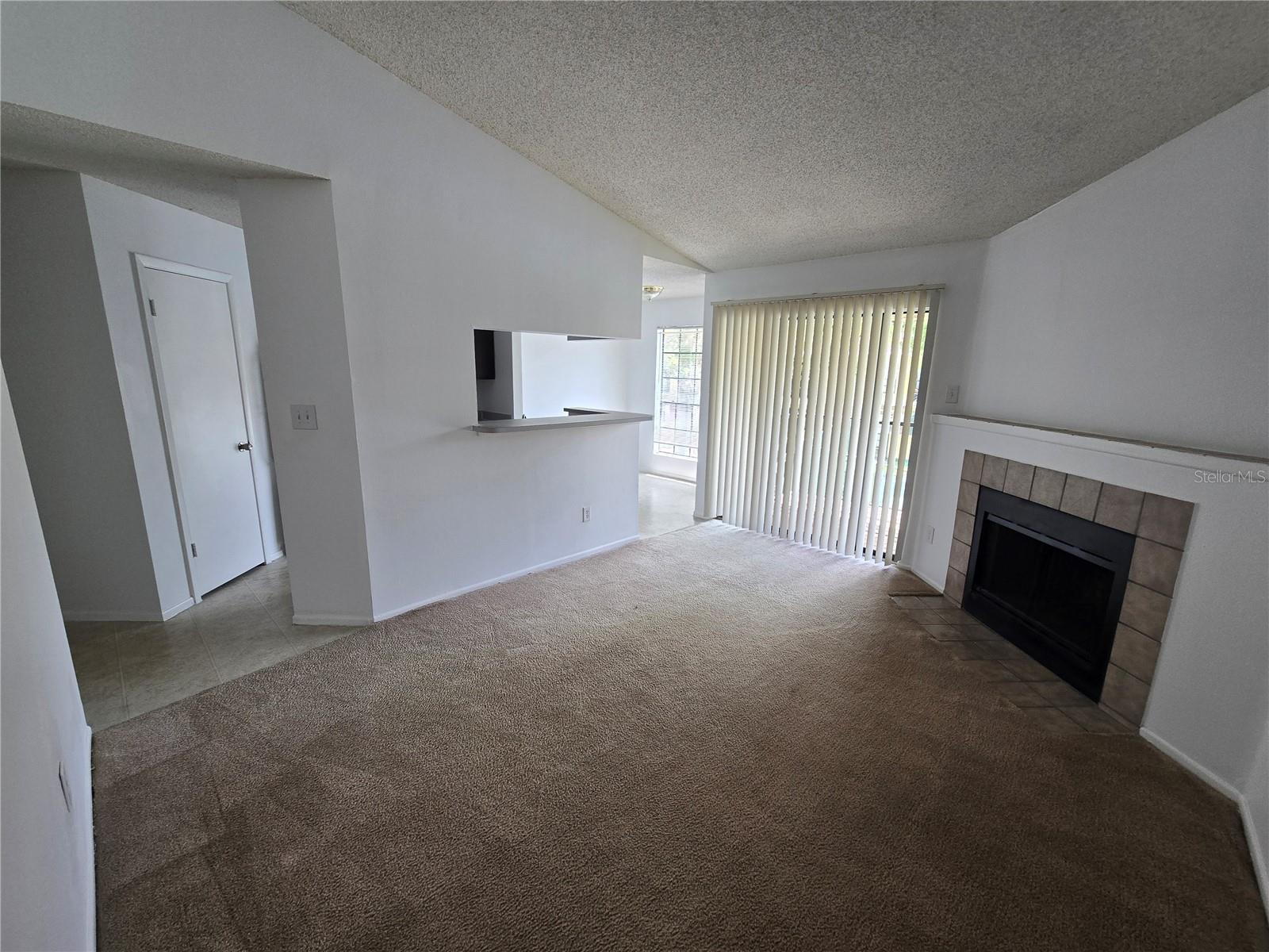 Image 4 of 21 For 8742 Mallard Reserve Drive 203
