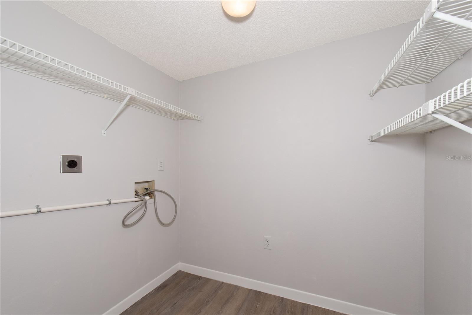 Image 22 of 47 For 3114 Lake Pine Way H2