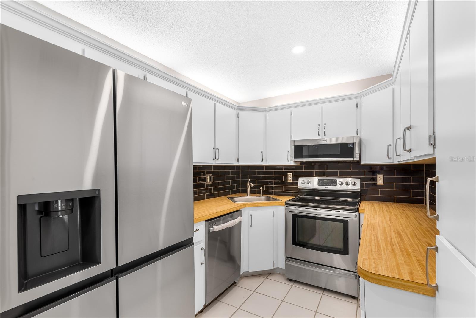 Image 33 of 47 For 3114 Lake Pine Way H2