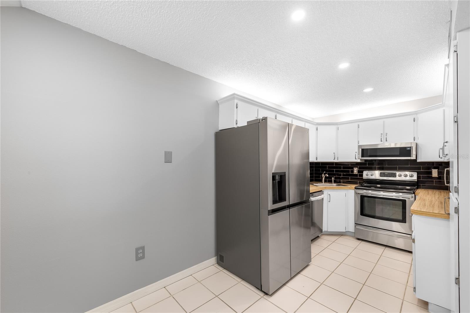 Image 36 of 47 For 3114 Lake Pine Way H2
