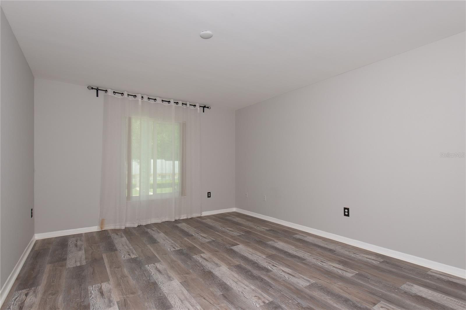 Image 37 of 47 For 3114 Lake Pine Way H2