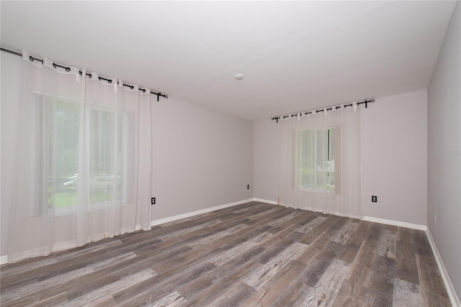 Image 7 of 47 For 3114 Lake Pine Way H2