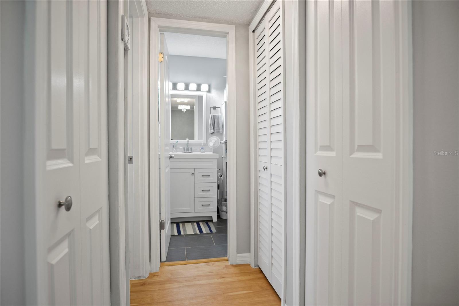 Image 11 of 34 For 801 83rd Avenue N 412