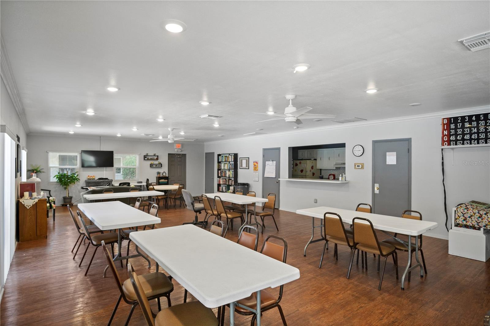 Image 33 of 34 For 801 83rd Avenue N 412