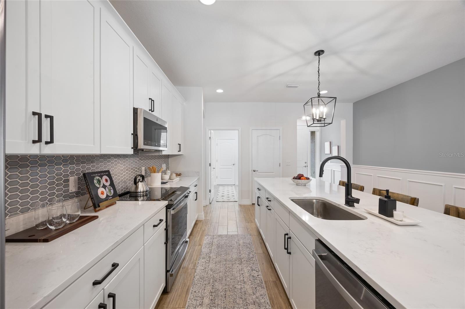Image 13 of 29 For 288 Villa Corte Drive