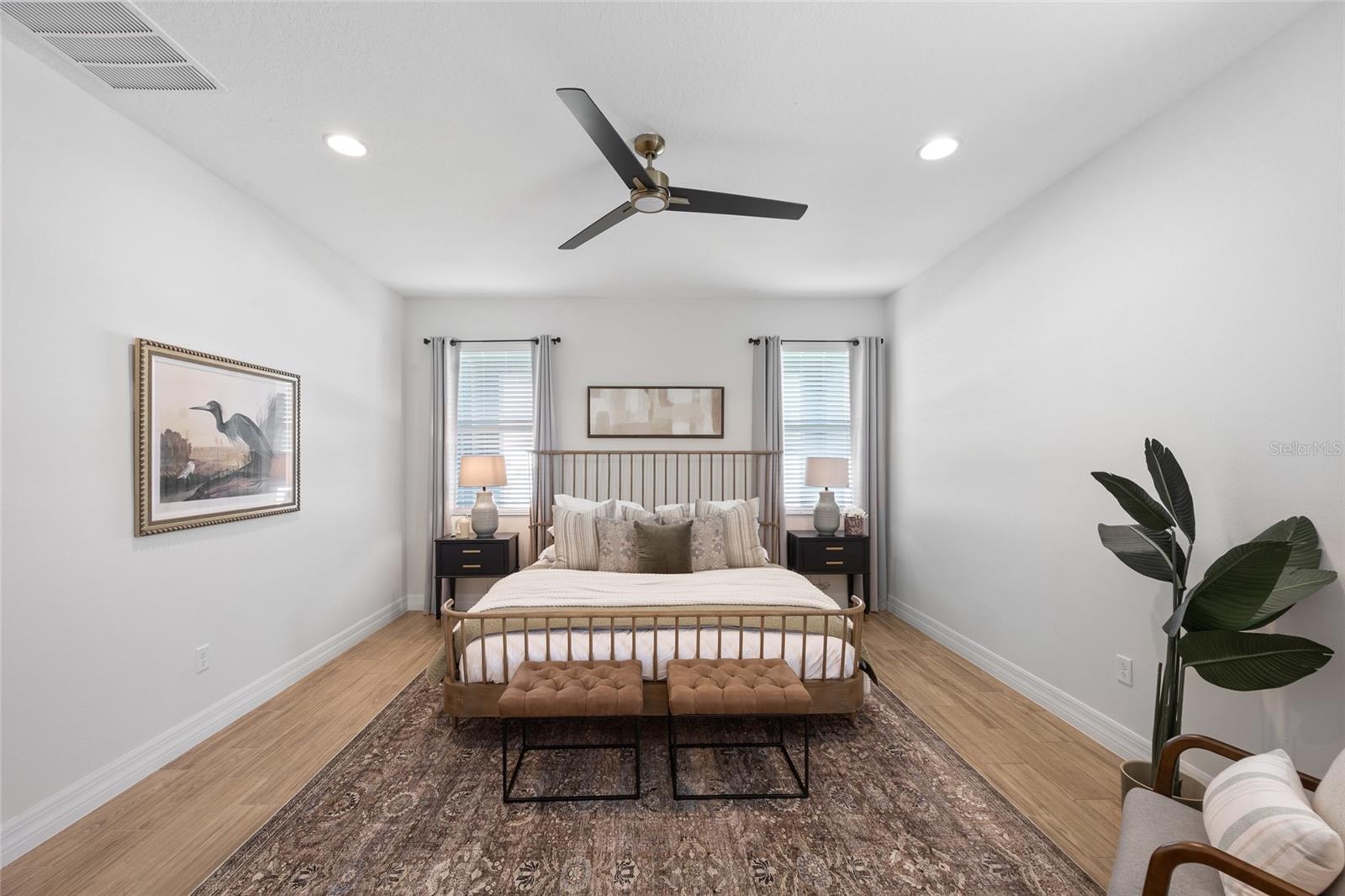 Image 14 of 29 For 288 Villa Corte Drive