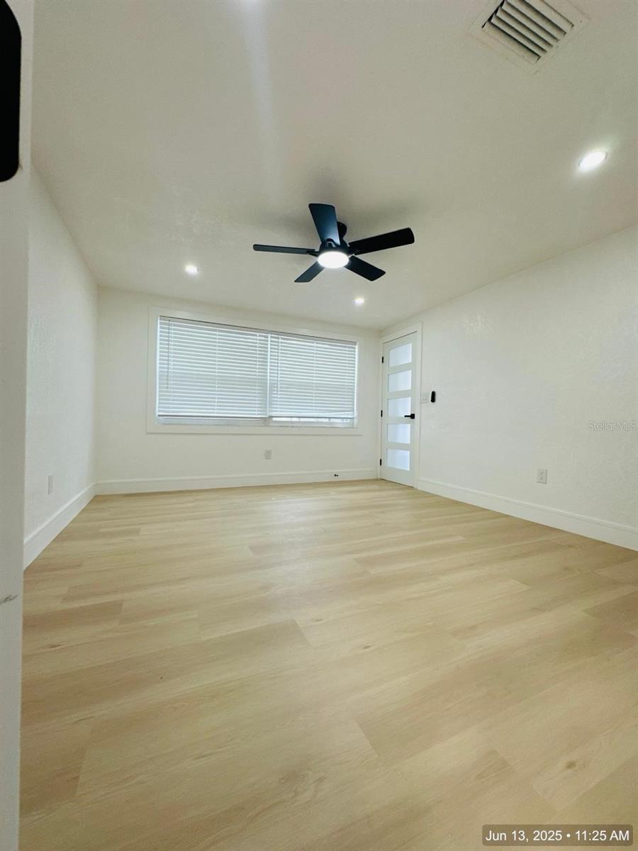 Image 50 of 54 For 3516 Norland Court