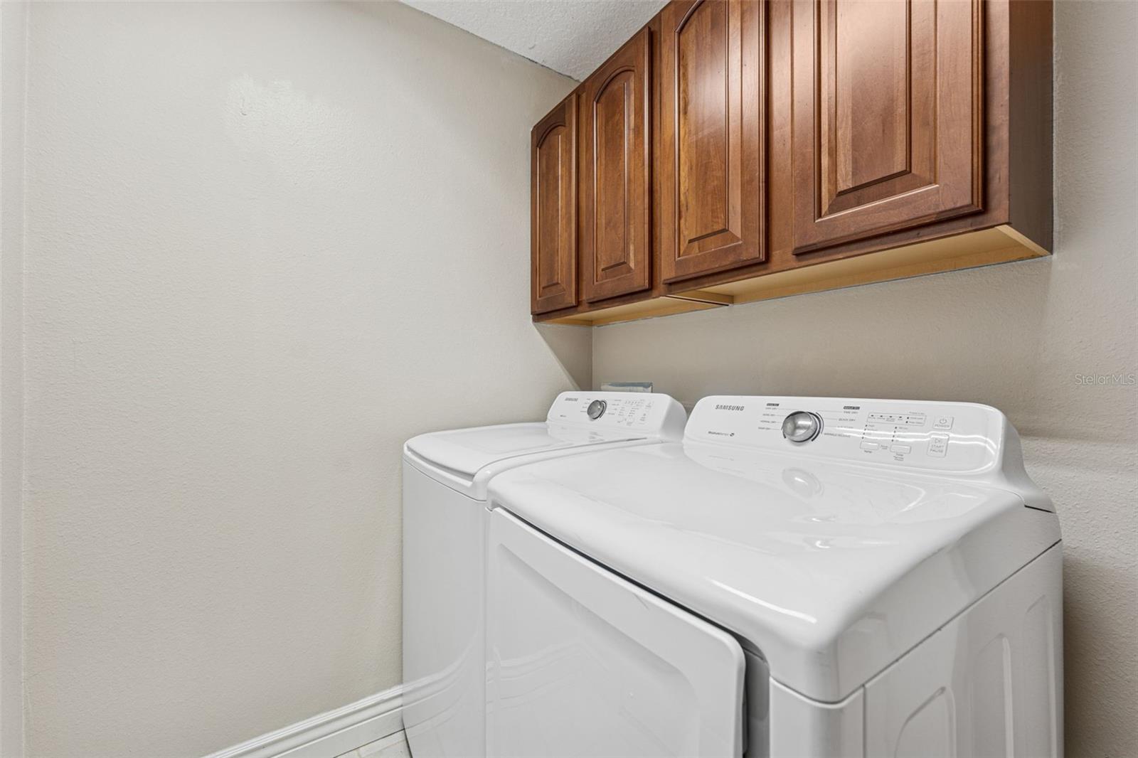 Image 35 of 48 For 25946 Buckthorn Avenue