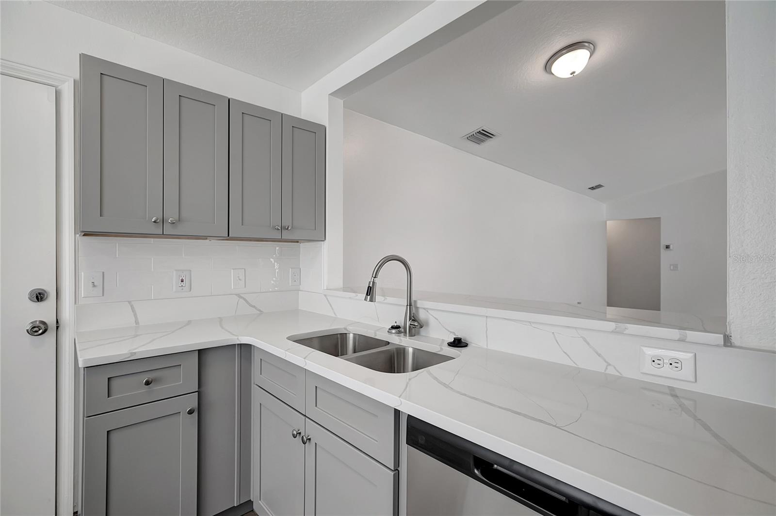 Image 14 of 38 For 4129 Marlow Loop