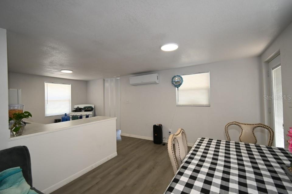 Image 6 of 31 For 11907 Frontage Road
