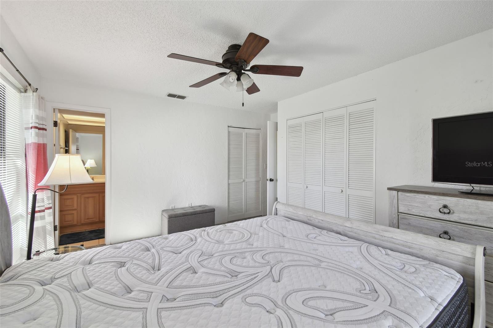 Image 43 of 72 For 23325 Club Villas Drive 2