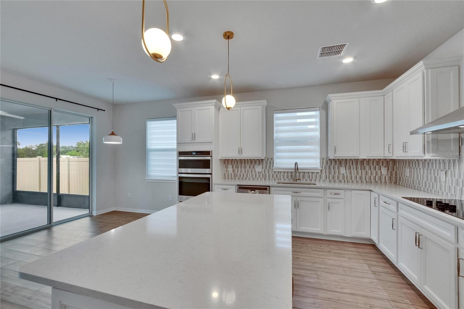 Image 37 of 75 For 4622 Dover Bluff Court