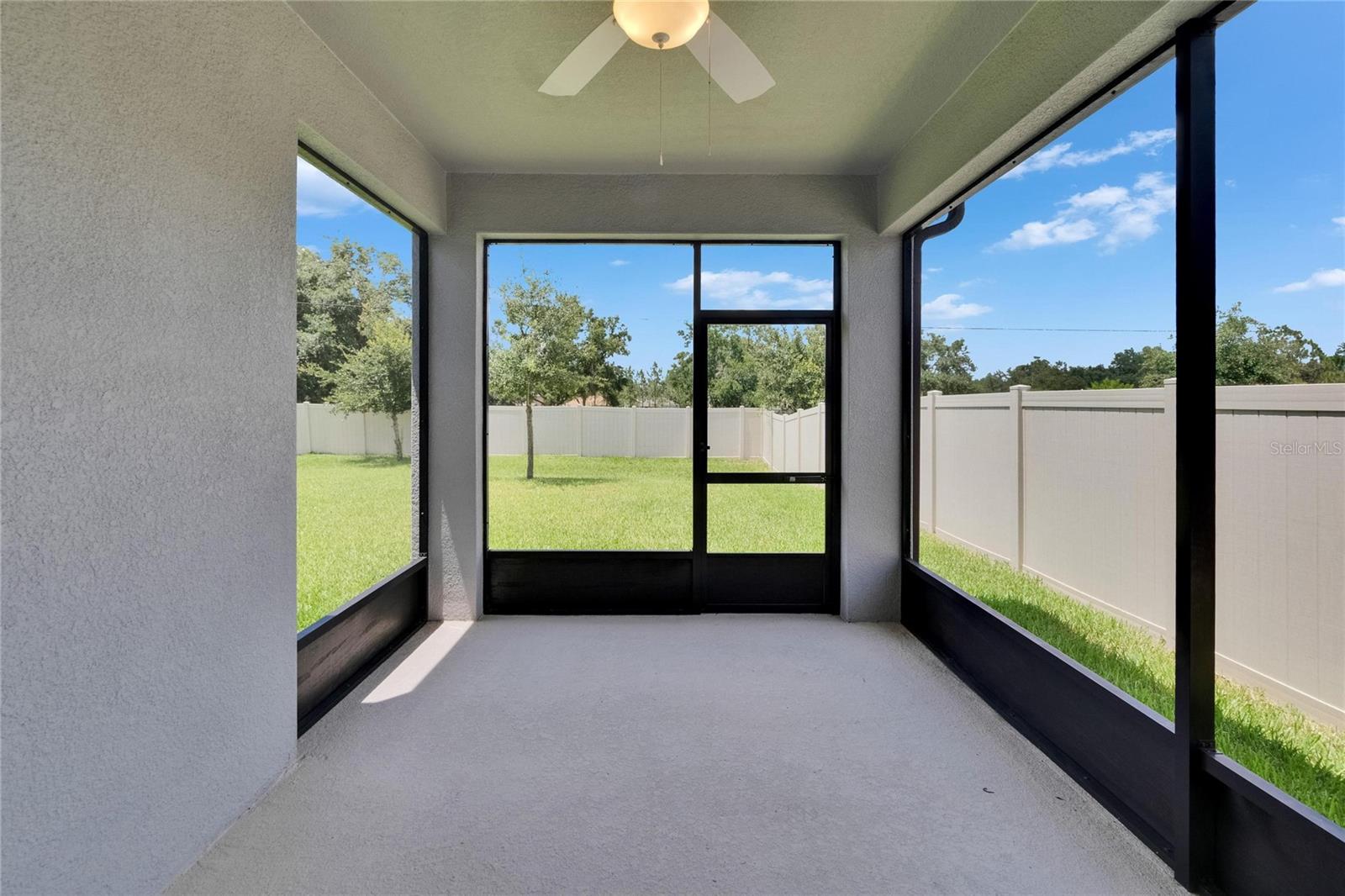 Image 63 of 75 For 4622 Dover Bluff Court