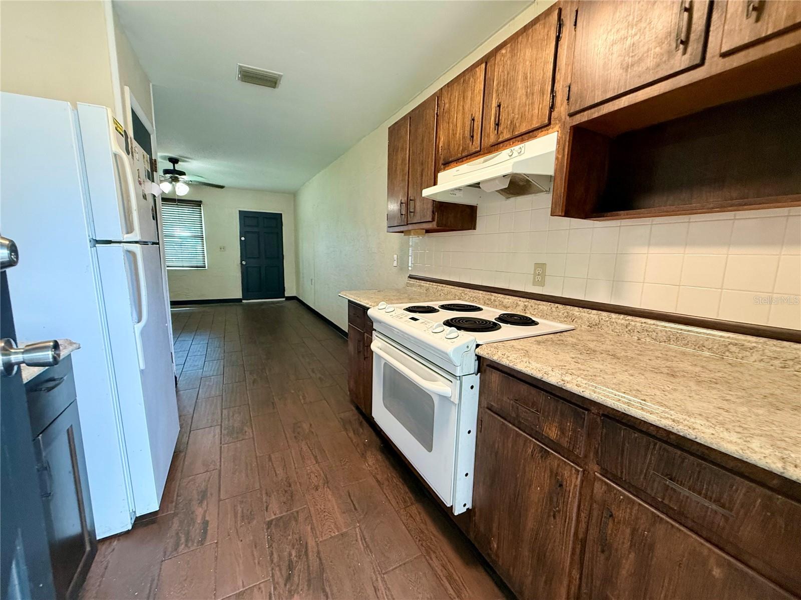 Image 7 of 20 For 17303 Lynnette Drive A