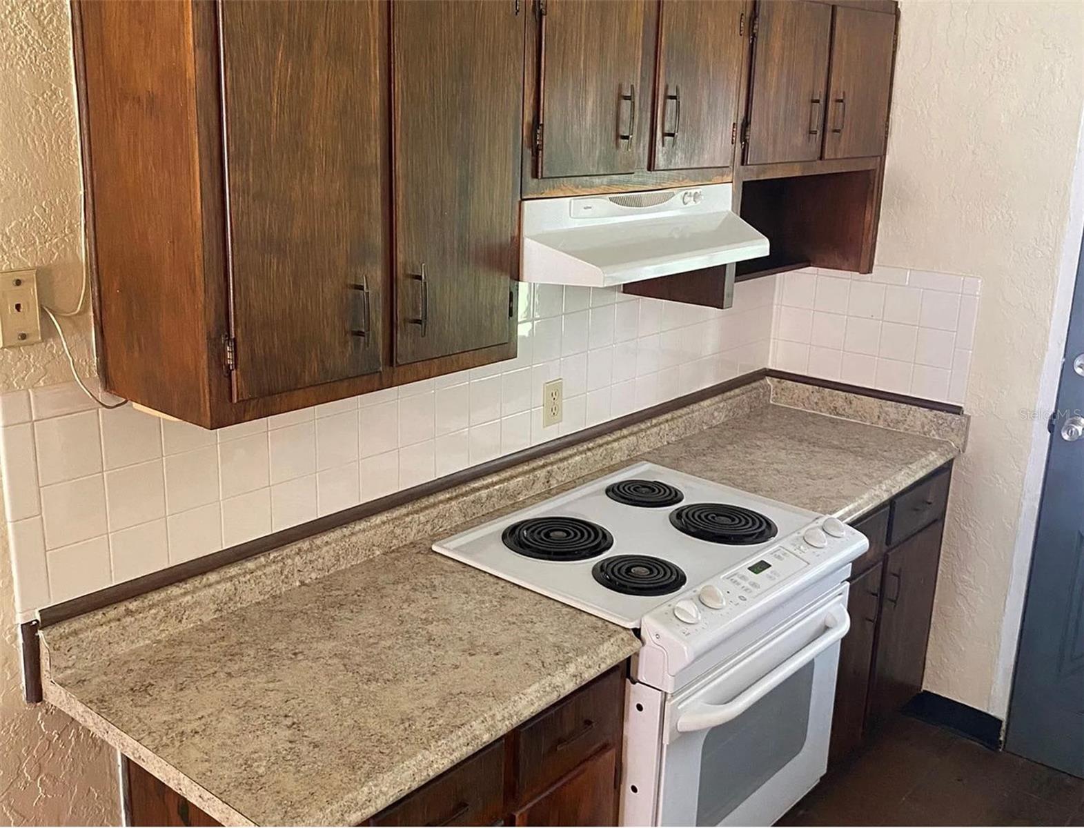 Image 8 of 20 For 17303 Lynnette Drive A