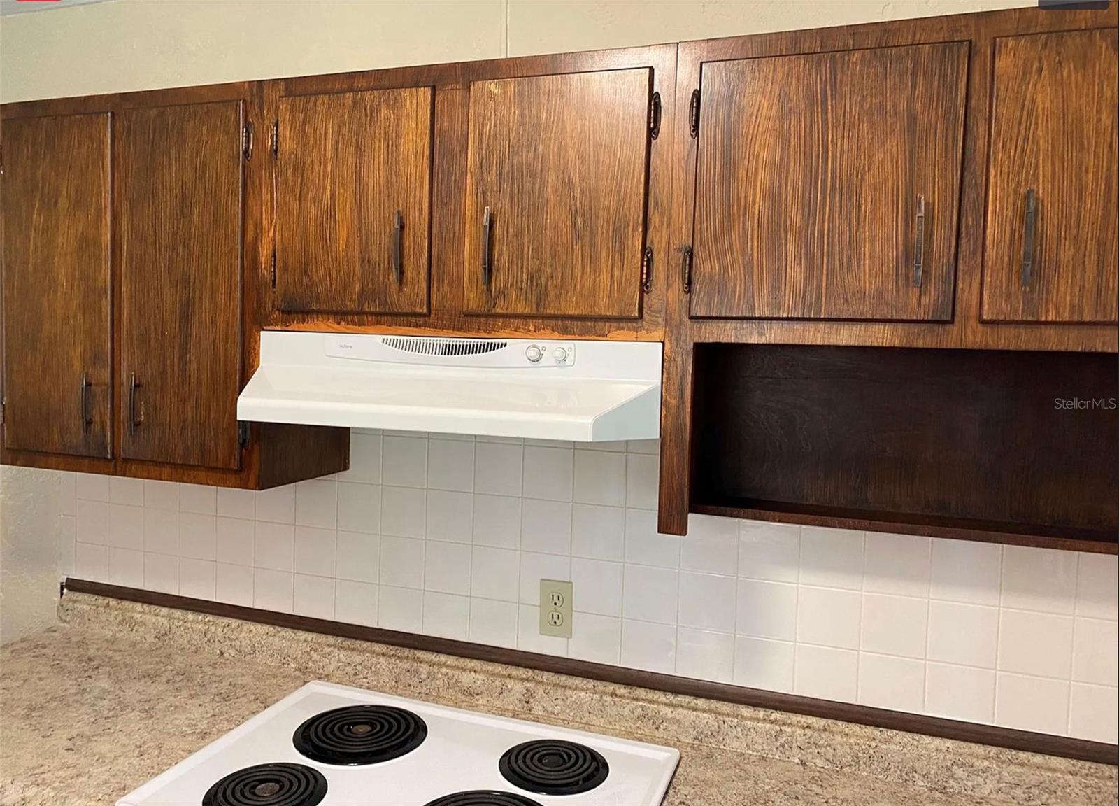 Image 9 of 20 For 17303 Lynnette Drive A