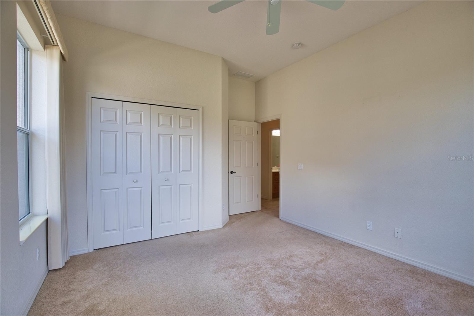 Image 28 of 57 For 8354 Palmetto Court