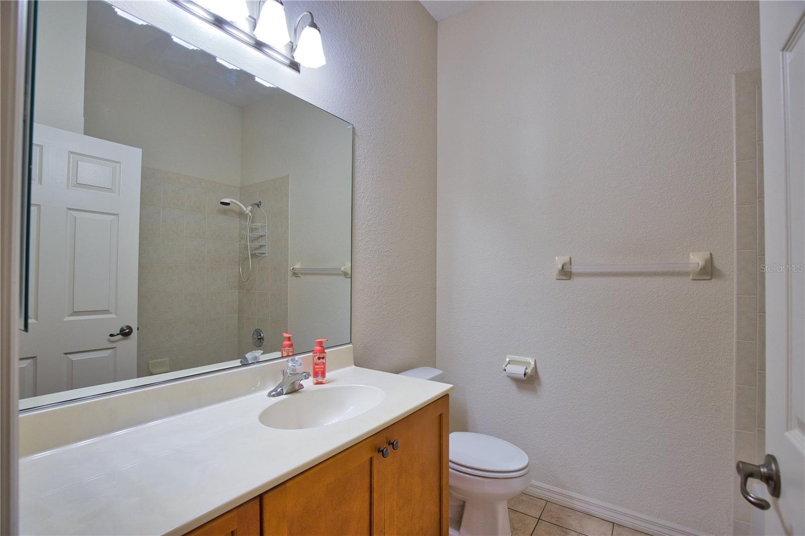 Image 31 of 57 For 8354 Palmetto Court