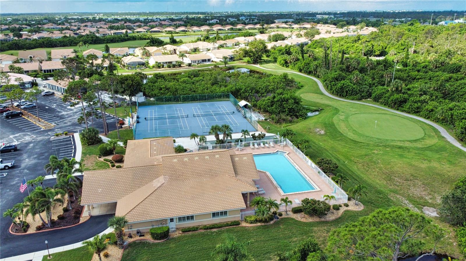 Image 56 of 57 For 8354 Palmetto Court
