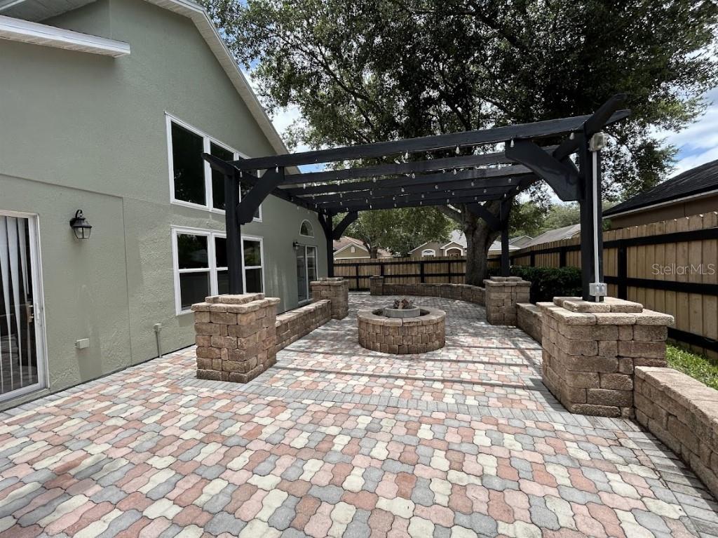 Image 20 of 24 For 13774 Meadowpark Avenue