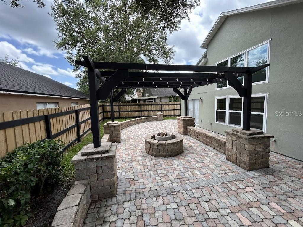 Image 21 of 24 For 13774 Meadowpark Avenue