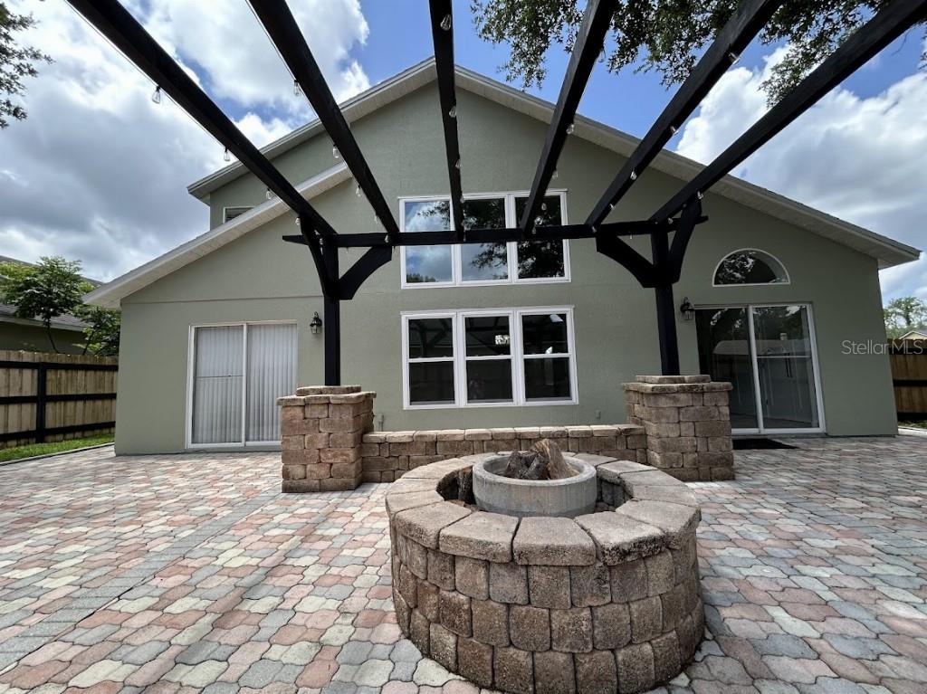 Image 22 of 24 For 13774 Meadowpark Avenue