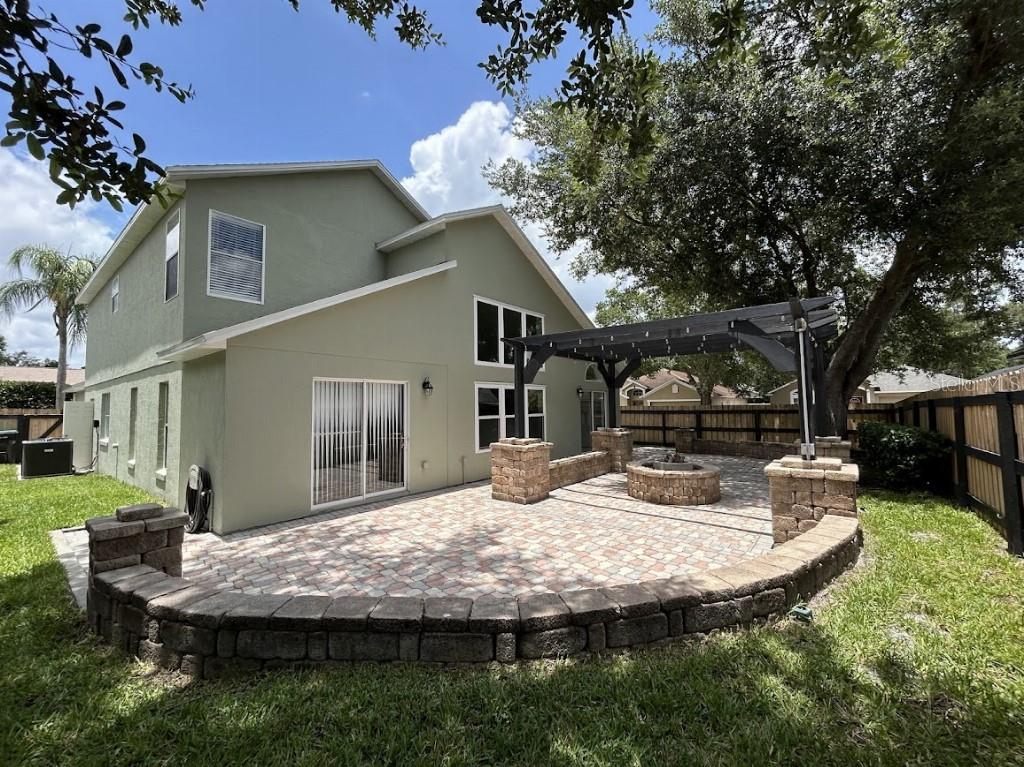 Image 23 of 24 For 13774 Meadowpark Avenue