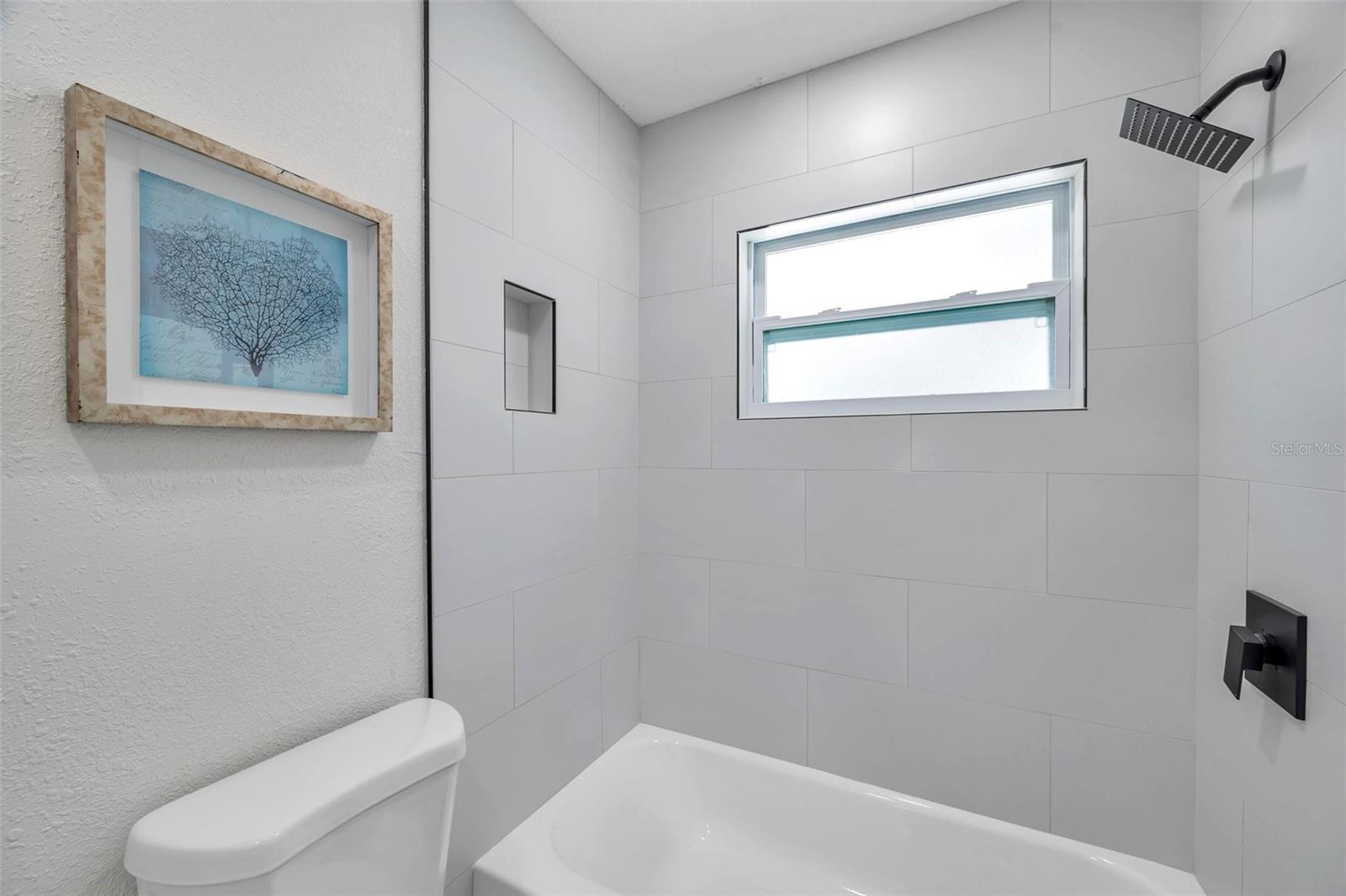 Image 19 of 45 For 8045 Colton Drive