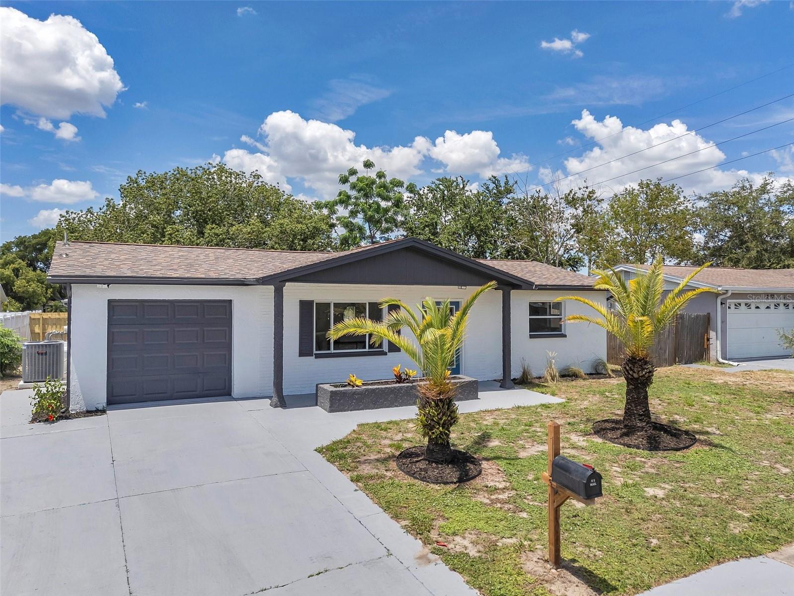 Image 36 of 45 For 8045 Colton Drive